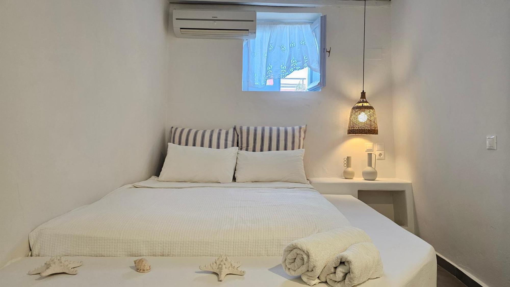 Efi'S Apartments Plaka  Экстерьер фото